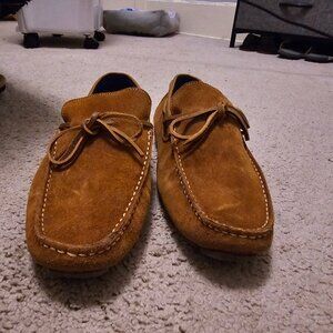 Brand New Donald Pliner Leather Loafers.